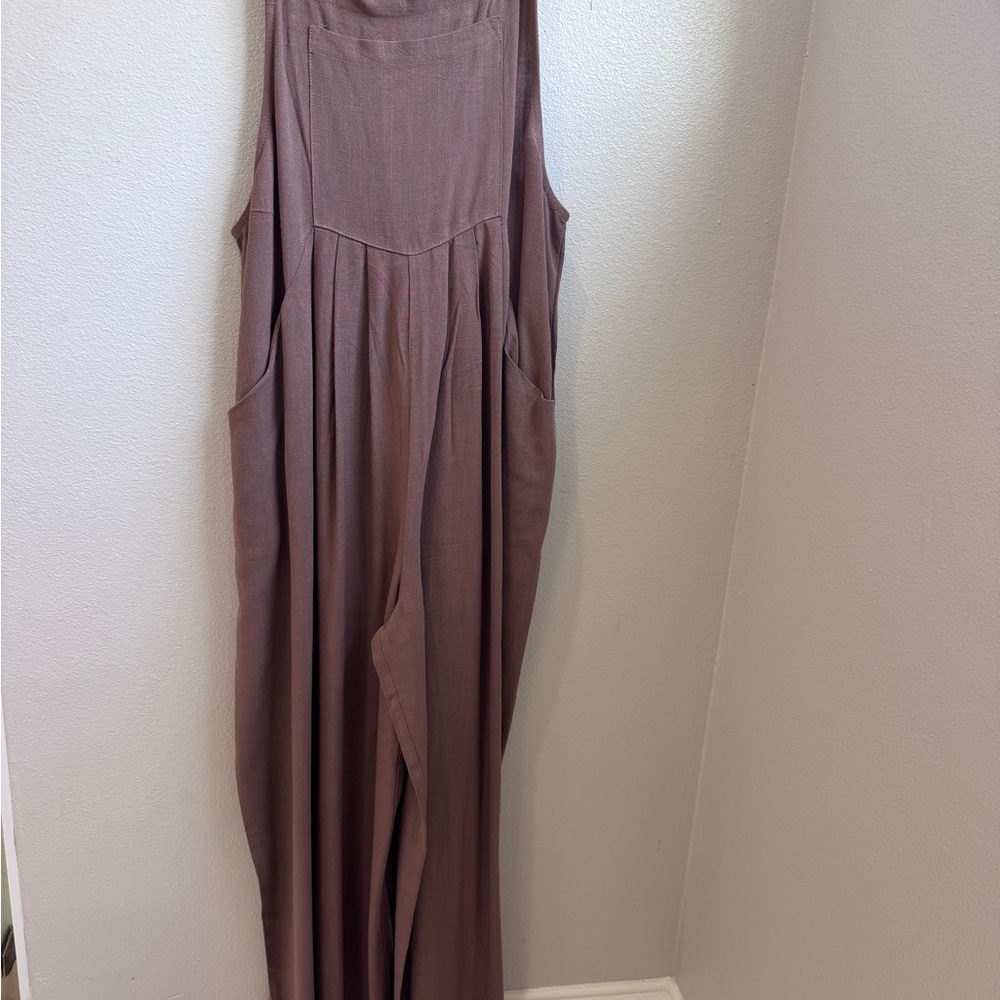 Sleeveless Brown Jumpsuit